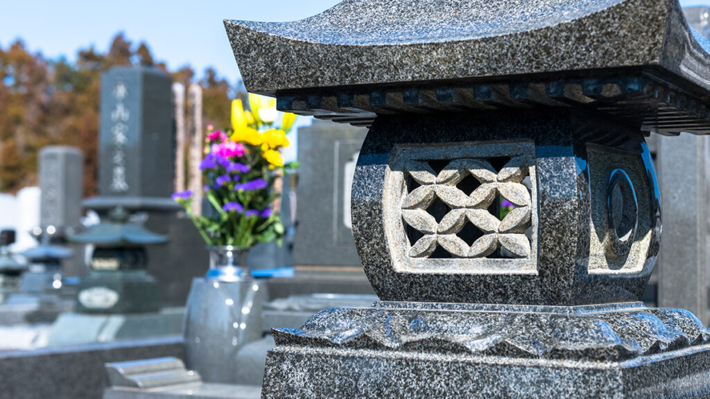 真言宗のお布施|封筒の書き方・金額相場・渡し方マナー