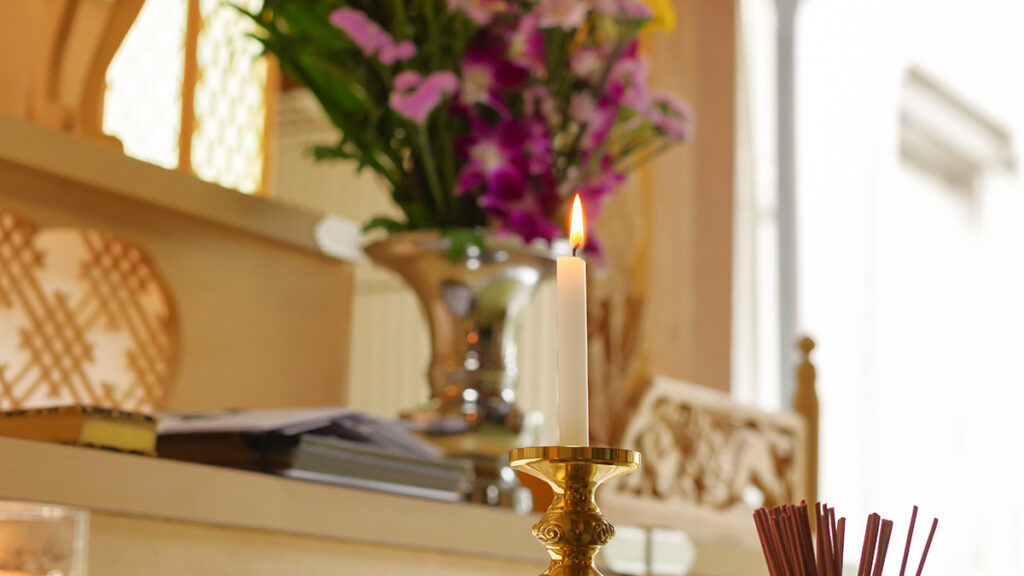 浄土宗の葬式の流れと特徴|お布施・読経・戒名までわかりやすく解説