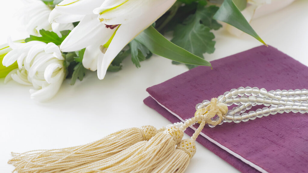 自宅で行う家族葬の流れと準備|メリット・デメリットと注意点を解説