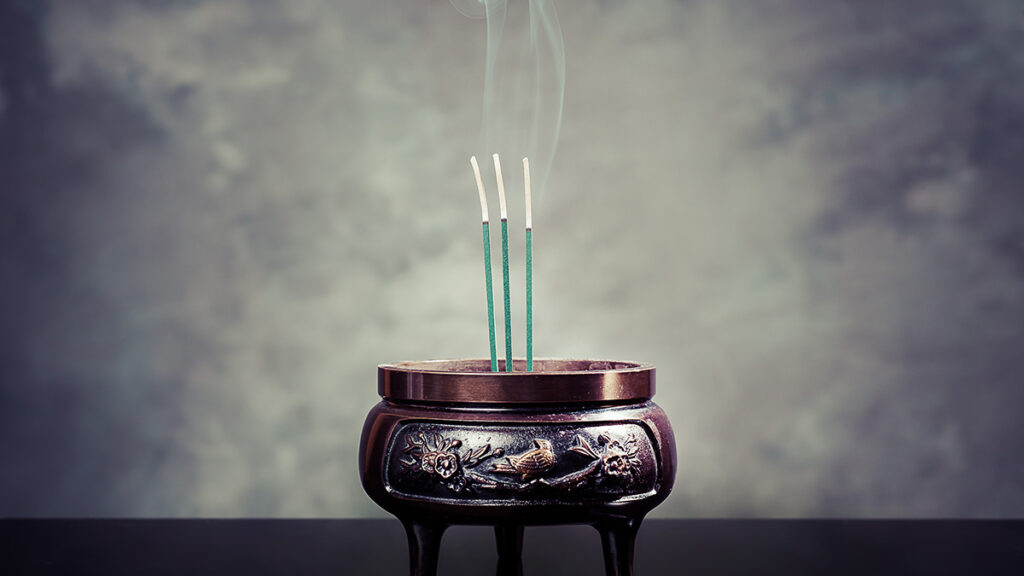 家族葬の費用を安くする7つの方法|削れる項目と削れない項目