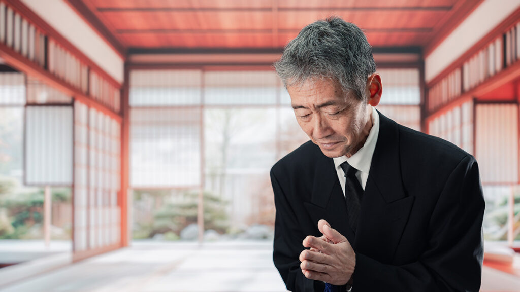 家族葬の祭壇選び方ガイド|デザイン・サイズ・費用の目安を解説