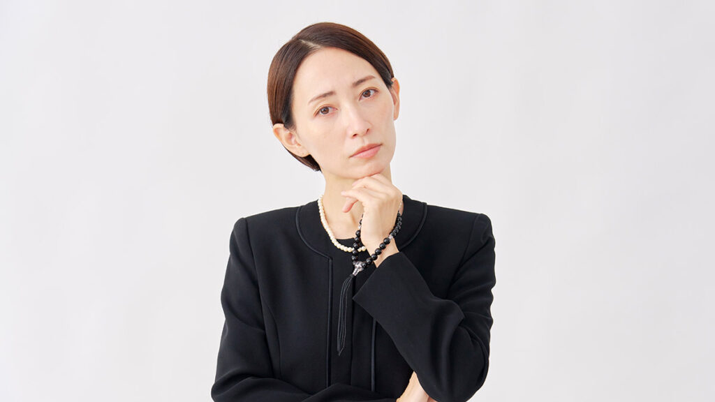 弔電の文例｜送る時期や宛名は？会社・親戚など関係別の書き方マナー